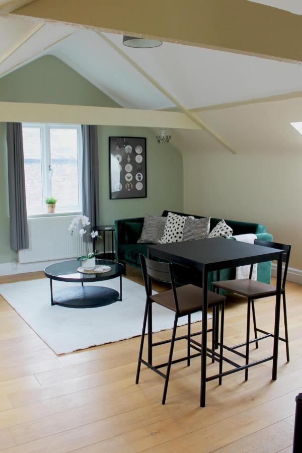 ニューポートCharming 1-Bed Loft In Caerleonアパートメント エクステリア 写真
