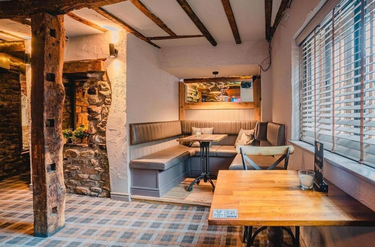 ニューポートCharming 1-Bed Loft In Caerleonアパートメント エクステリア 写真